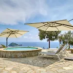 דירה Luce Del Sol With Pool אלסיו
