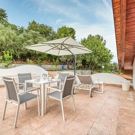 Luce Del Sol With Pool - Happy Alassio