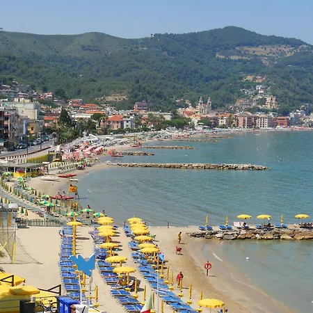 Luce Del Sol With Pool アパート *