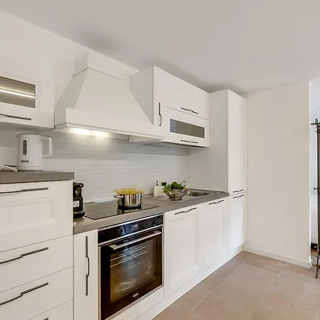 Luce Del Sol With Pool *