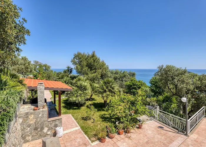 公寓 Luce Del Sol With Pool