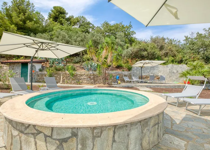 公寓 Luce Del Sol With Pool 阿拉西奥