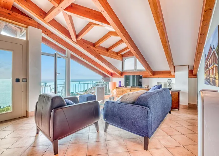 公寓 Luce Del Sol With Pool 阿拉西奥